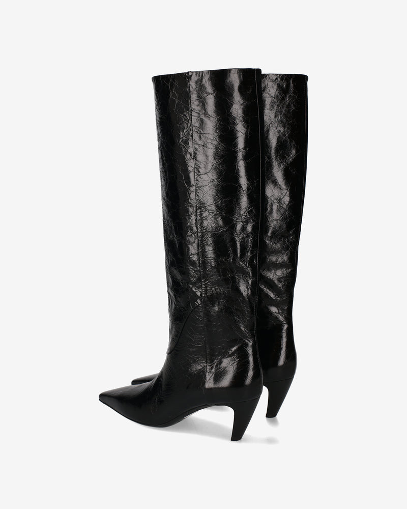 Leather boots with a glossy finish