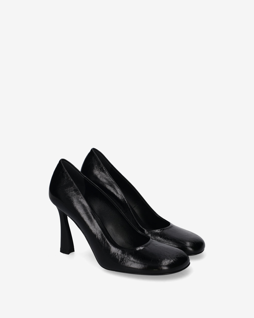 Leather pumps with a sculptural heel